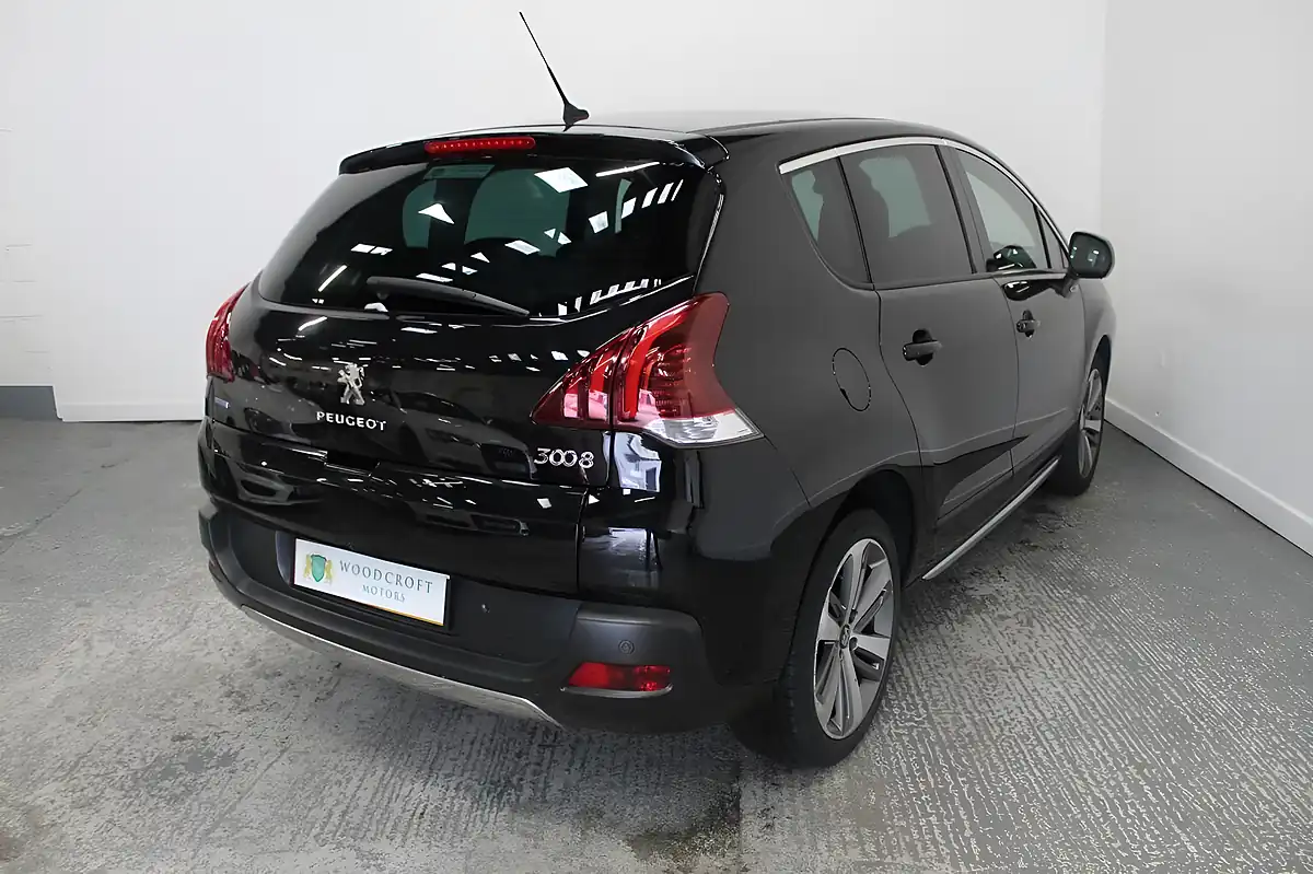 Used 2015 Peugeot 3008 Allure Black - Interior and Exterior details 6