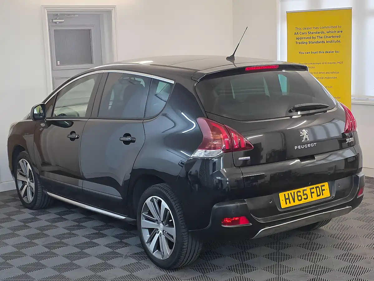 Used 2015 Peugeot 3008 Allure Black - Interior and Exterior details 4