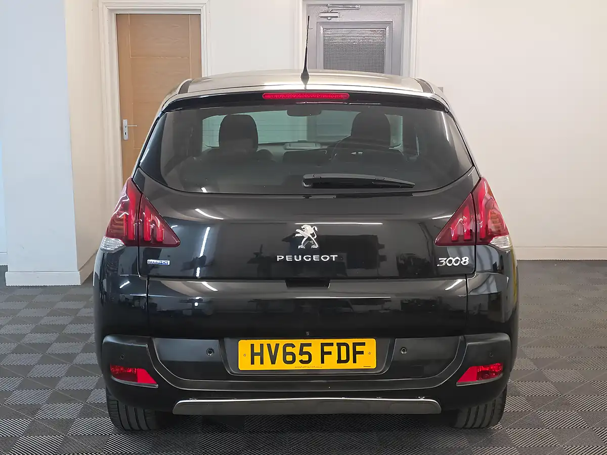 Used 2015 Peugeot 3008 Allure Black - Interior and Exterior details 5