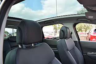 Used 2015 Peugeot 3008 Allure Black - Interior and Exterior details 9