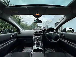 Used 2015 Peugeot 3008 Allure Brown - Interior and Exterior details 6