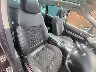 Used 2015 Peugeot 3008 Allure Egc Brown - Interior and Exterior details 15