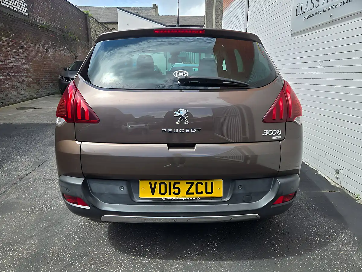 Used 2015 Peugeot 3008 Allure Egc Brown - Interior and Exterior details 7
