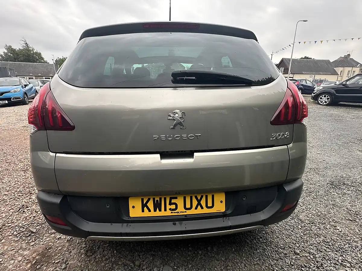 Used 2015 Peugeot 3008 Allure Grey - Interior and Exterior details 10