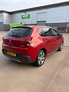 Used 2015 Peugeot 3008 Allure Red - Interior and Exterior details 5
