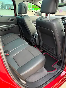 Used 2015 Peugeot 3008 Allure Red - Interior and Exterior details 8