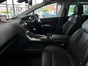 Used 2015 Peugeot 3008 Allure Silver - Interior and Exterior details 19