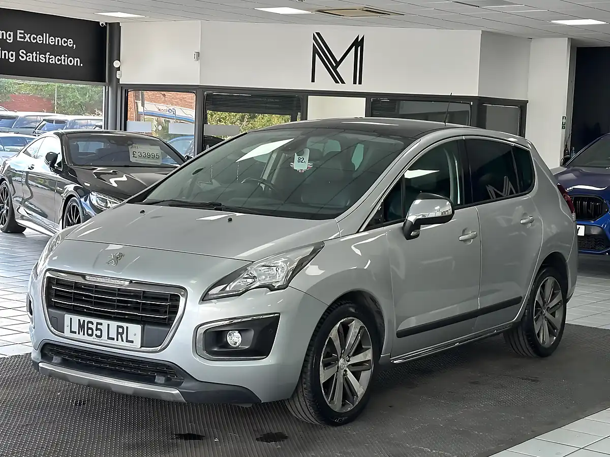 Used 2015 Peugeot 3008 Allure Silver - Interior and Exterior details 7
