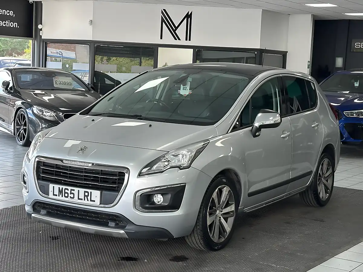 Used 2015 Peugeot 3008 Allure Silver - Interior and Exterior details 8