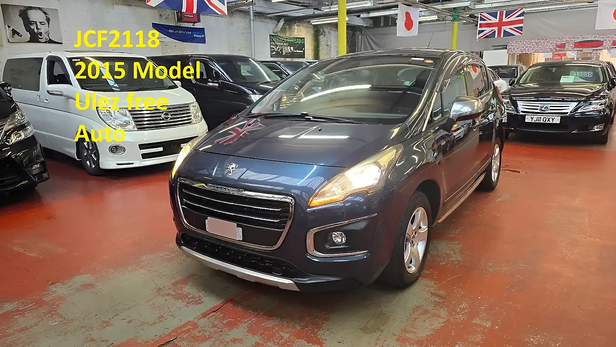 Used 2015 Peugeot 3008 Premium Blue - Front View