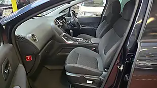 Used 2015 Peugeot 3008 Premium Blue - Interior and Exterior details 10