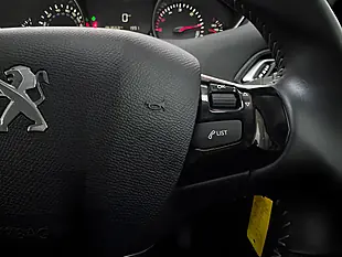 Used 2015 Peugeot 308 Active Bianca White - Interior and Exterior details 14