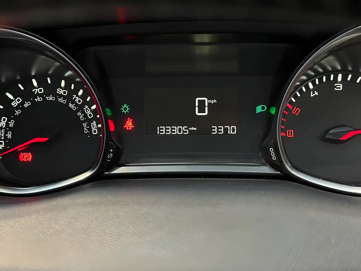 Used 2015 Peugeot 308 Active Black - Interior and Exterior details 11