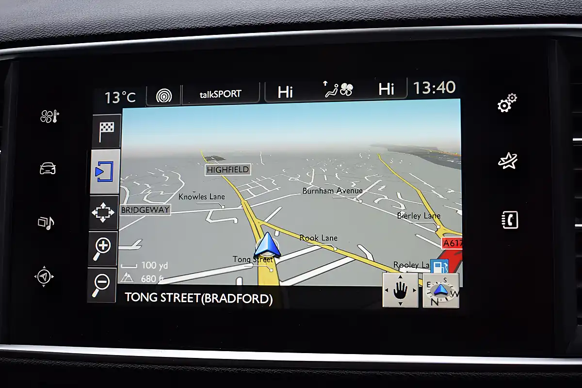 Used 2015 Peugeot 308 Active Grey - Interior and Exterior details 14