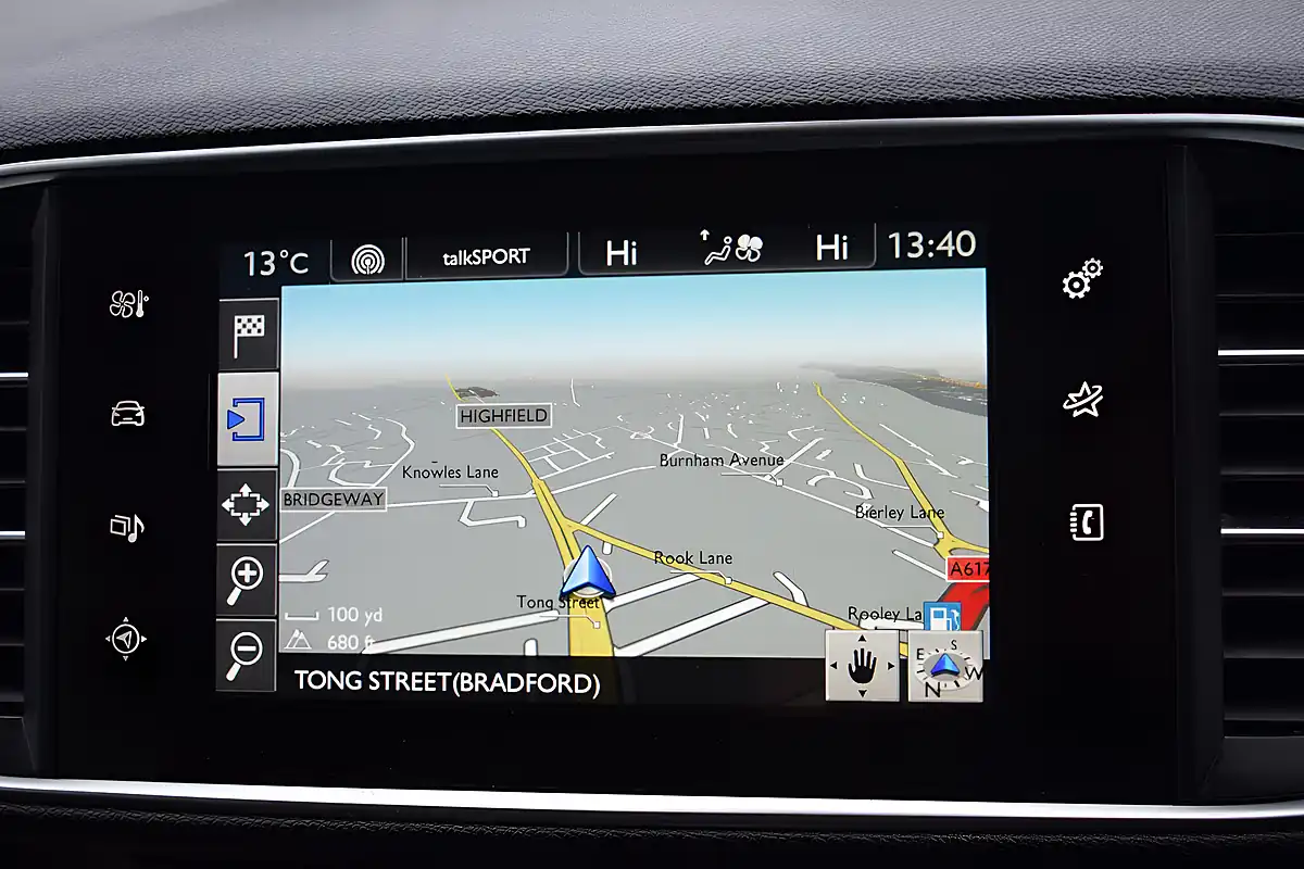 Used 2015 Peugeot 308 Active Grey - Interior and Exterior details 15