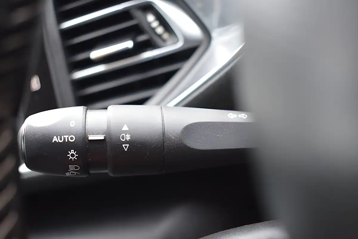 Used 2015 Peugeot 308 Active Grey - Interior and Exterior details 18