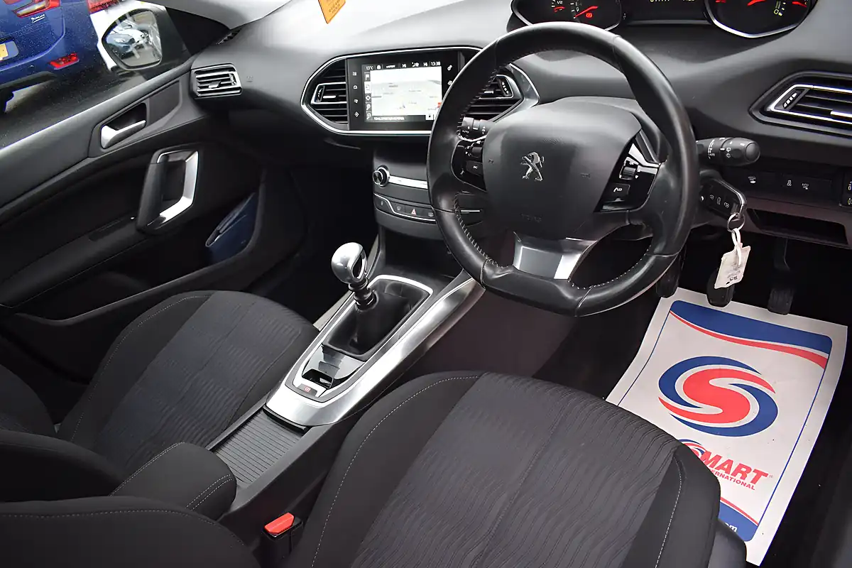 Used 2015 Peugeot 308 Active Grey - Interior and Exterior details 2