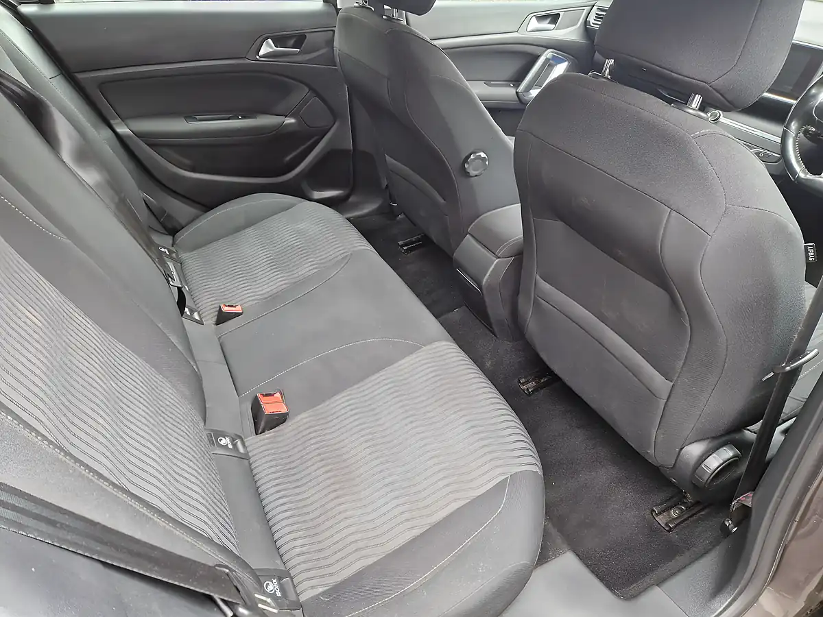 Used 2015 Peugeot 308 Active Grey - Interior and Exterior details 12