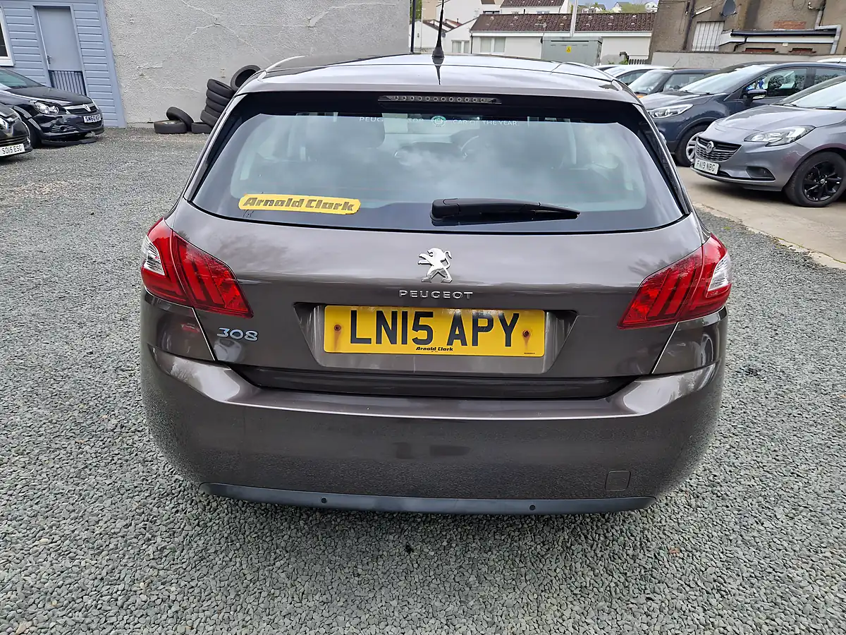 Used 2015 Peugeot 308 Active Grey - Interior and Exterior details 6