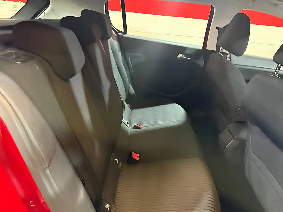Used 2015 Peugeot 308 Active Red - Interior and Exterior details 11