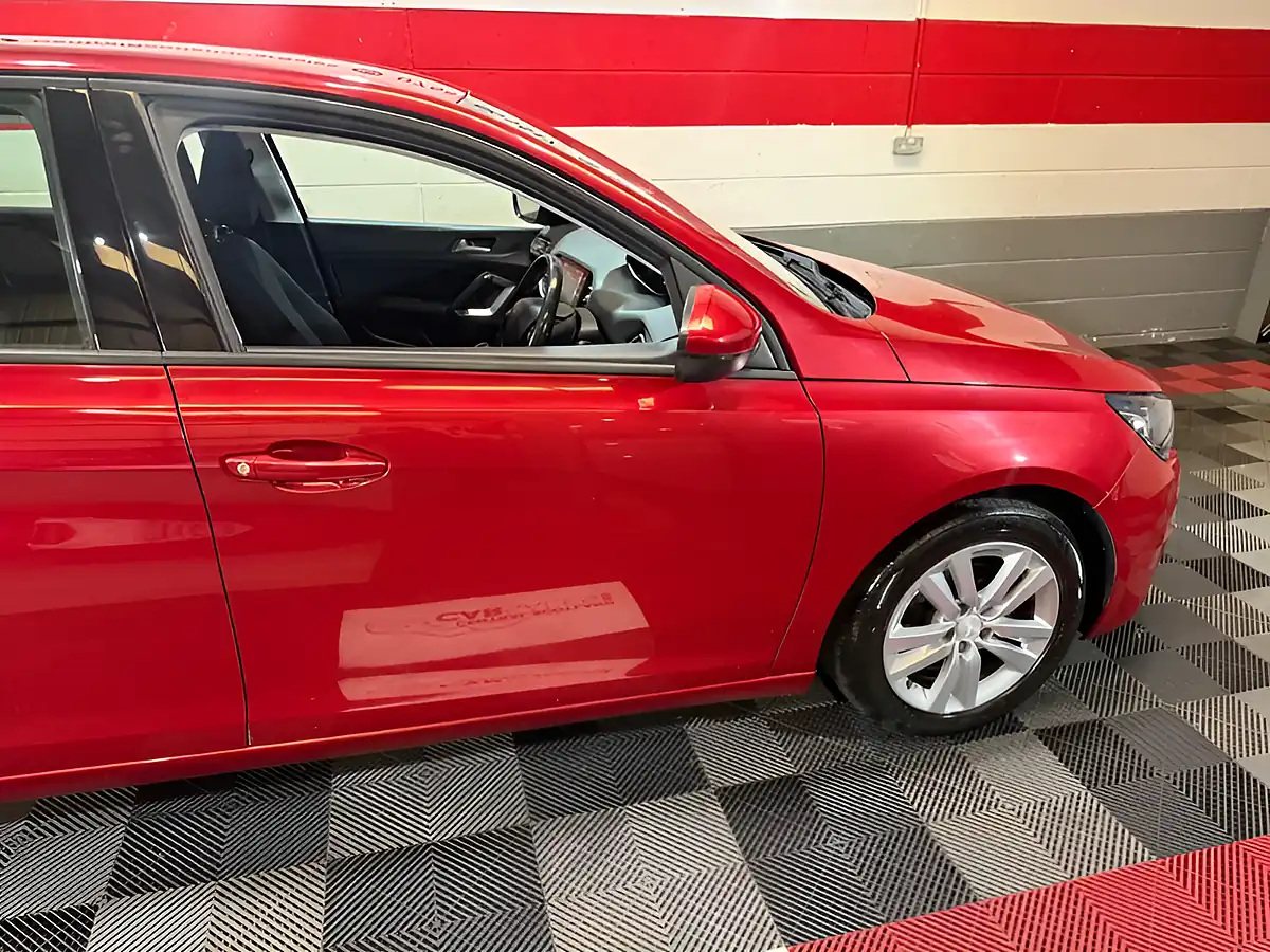 Used 2015 Peugeot 308 Active Red - Interior and Exterior details 9