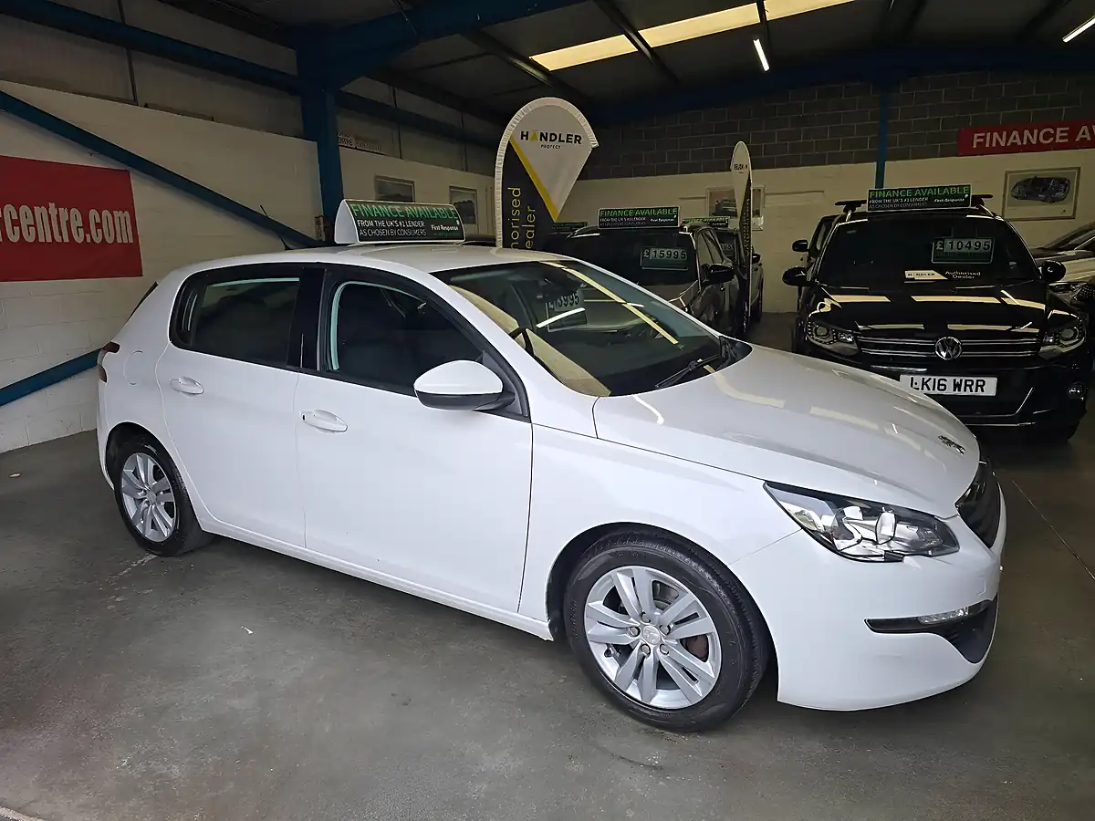 Used 2015 Peugeot 308 Active White - Interior and Exterior details 10