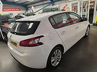 Used 2015 Peugeot 308 Active White - Interior and Exterior details 5