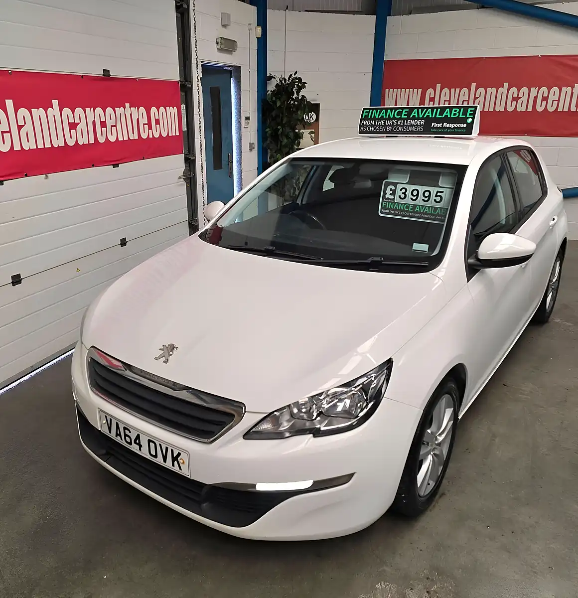 Used 2015 Peugeot 308 Active White - Interior and Exterior details 8