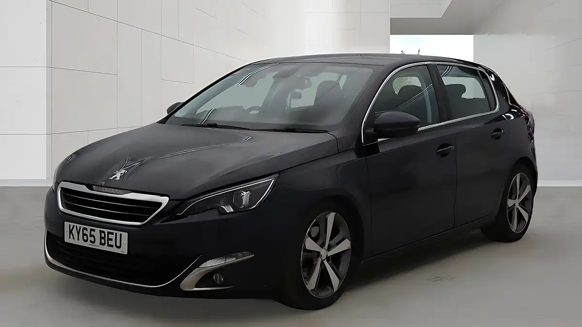 Used 2015 Peugeot 308 Allure Blue - Interior and Exterior details 2