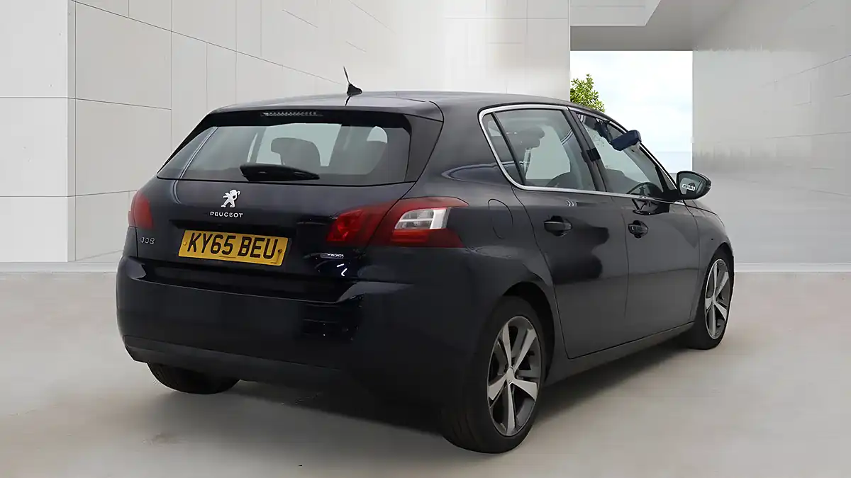 Used 2015 Peugeot 308 Allure Blue - Interior and Exterior details 4