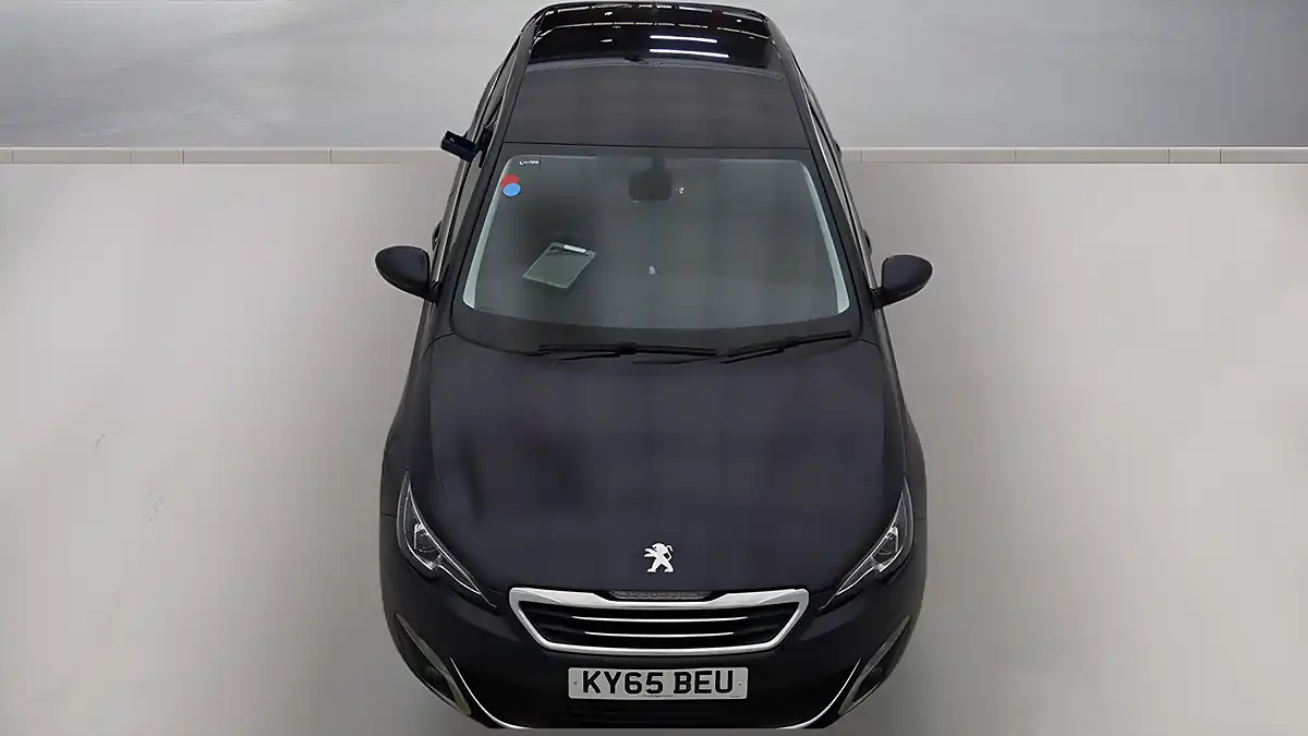 Used 2015 Peugeot 308 Allure Blue - Interior and Exterior details 7