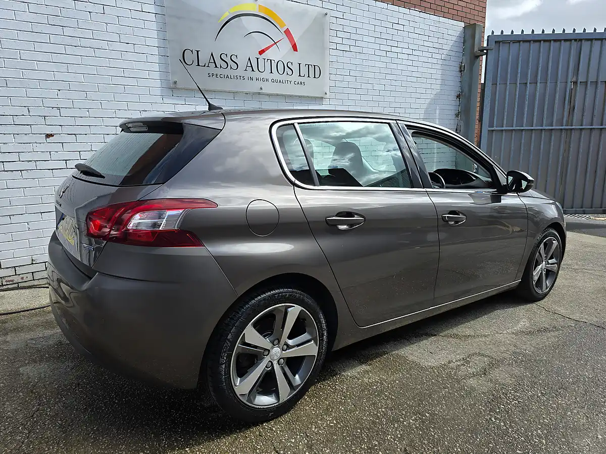 Used 2015 Peugeot 308 Allure Grey - Interior and Exterior details 11