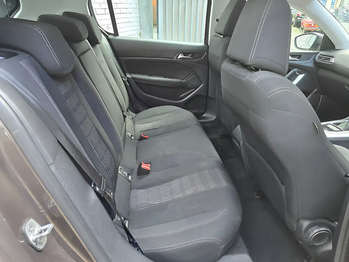 Used 2015 Peugeot 308 Allure Grey - Interior and Exterior details 15