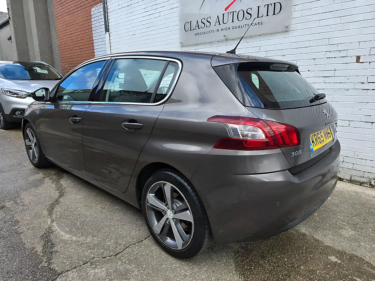Used 2015 Peugeot 308 Allure Grey - Interior and Exterior details 4