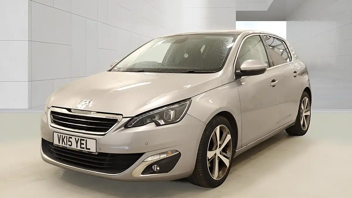 Used 2015 Peugeot 308 Allure Grey - Front View