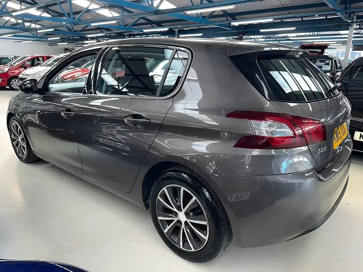 Used 2015 Peugeot 308 Allure Grey - Interior and Exterior details 14