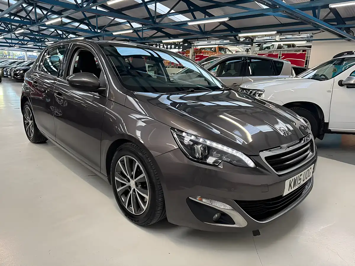 Used 2015 Peugeot 308 Allure Grey - Interior and Exterior details 5