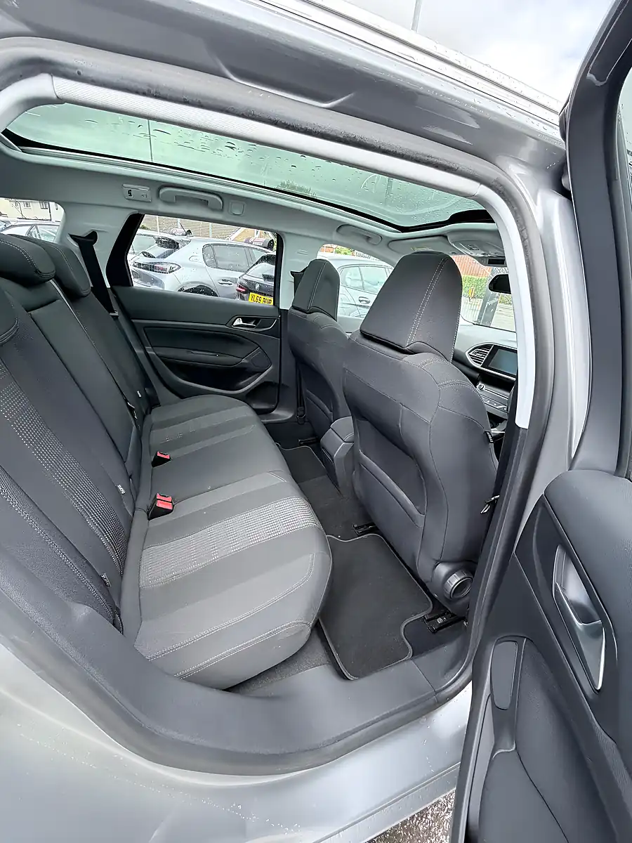 Used 2015 Peugeot 308 Estate Grey - Interior and Exterior details 8
