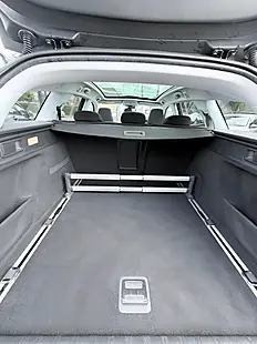 Used 2015 Peugeot 308 Estate Grey - Interior and Exterior details 9
