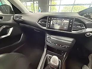 Used 2015 Peugeot 308 Feline Silver - Interior and Exterior details 10