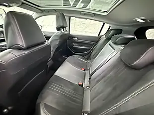 Used 2015 Peugeot 308 Feline Silver - Interior and Exterior details 17