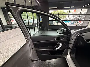 Used 2015 Peugeot 308 Feline Silver - Interior and Exterior details 20