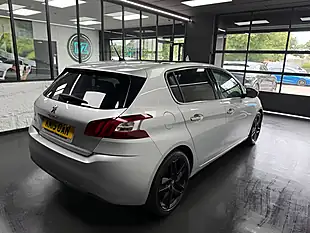 Used 2015 Peugeot 308 Feline Silver - Interior and Exterior details 6