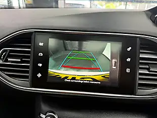 Used 2015 Peugeot 308 Feline Silver - Interior and Exterior details 9