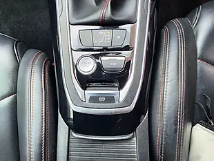 Used 2015 Peugeot 308 GT Blue - Interior and Exterior details 17