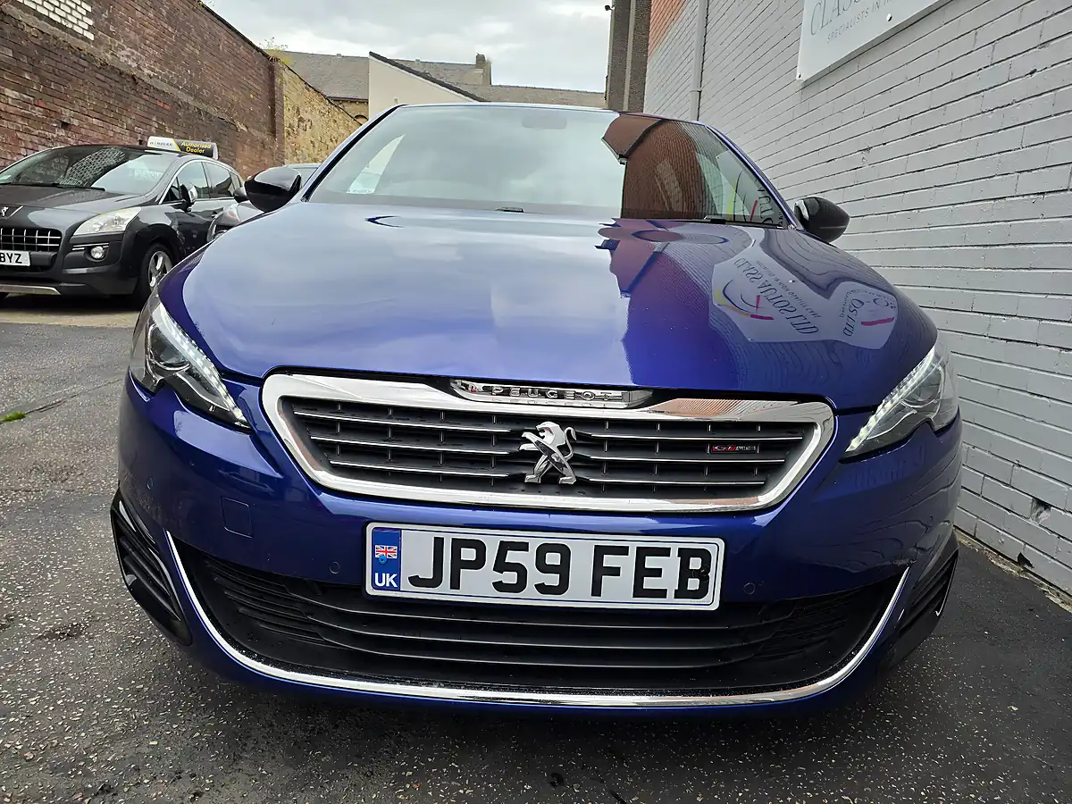 Used 2015 Peugeot 308 GT Blue - Interior and Exterior details 2