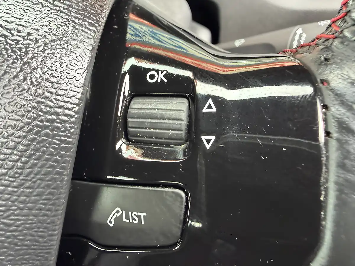 Used 2015 Peugeot 308 GT Line Red - Interior and Exterior details 15