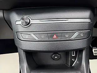 Used 2015 Peugeot 308 GT Line Red - Interior and Exterior details 17