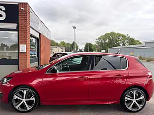 Used 2015 Peugeot 308 GT Line Red - Interior and Exterior details 8
