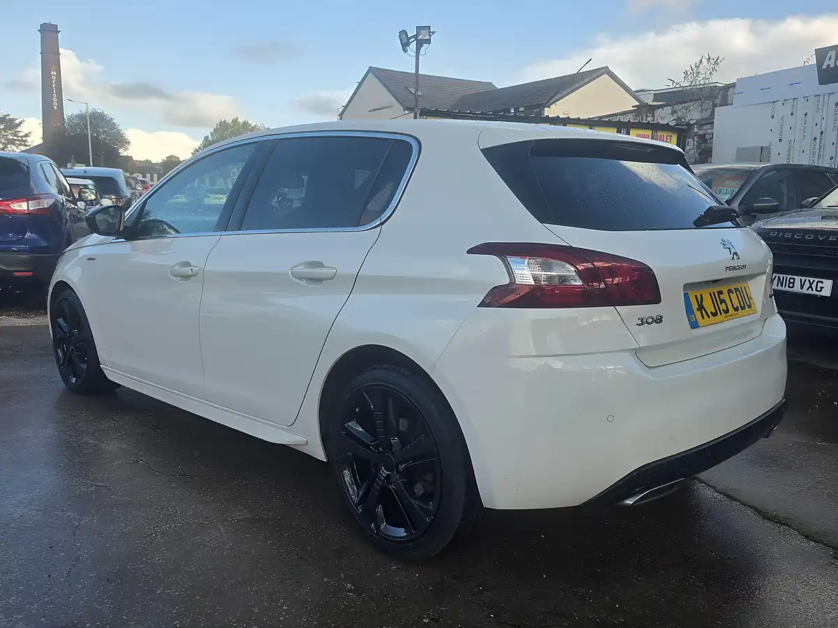 Used 2015 Peugeot 308 GT Line White - Interior and Exterior details 5